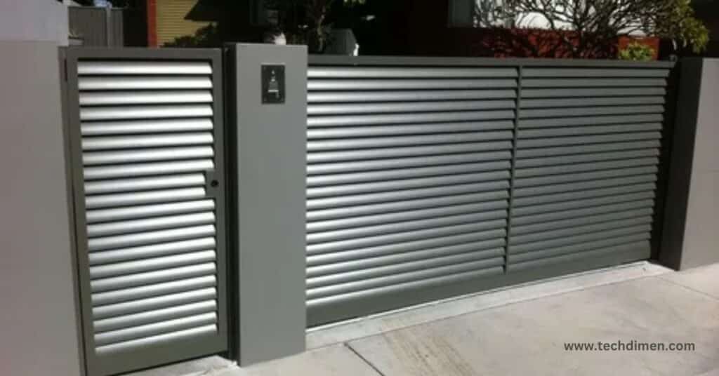 A Sliding Gate 100 square feet